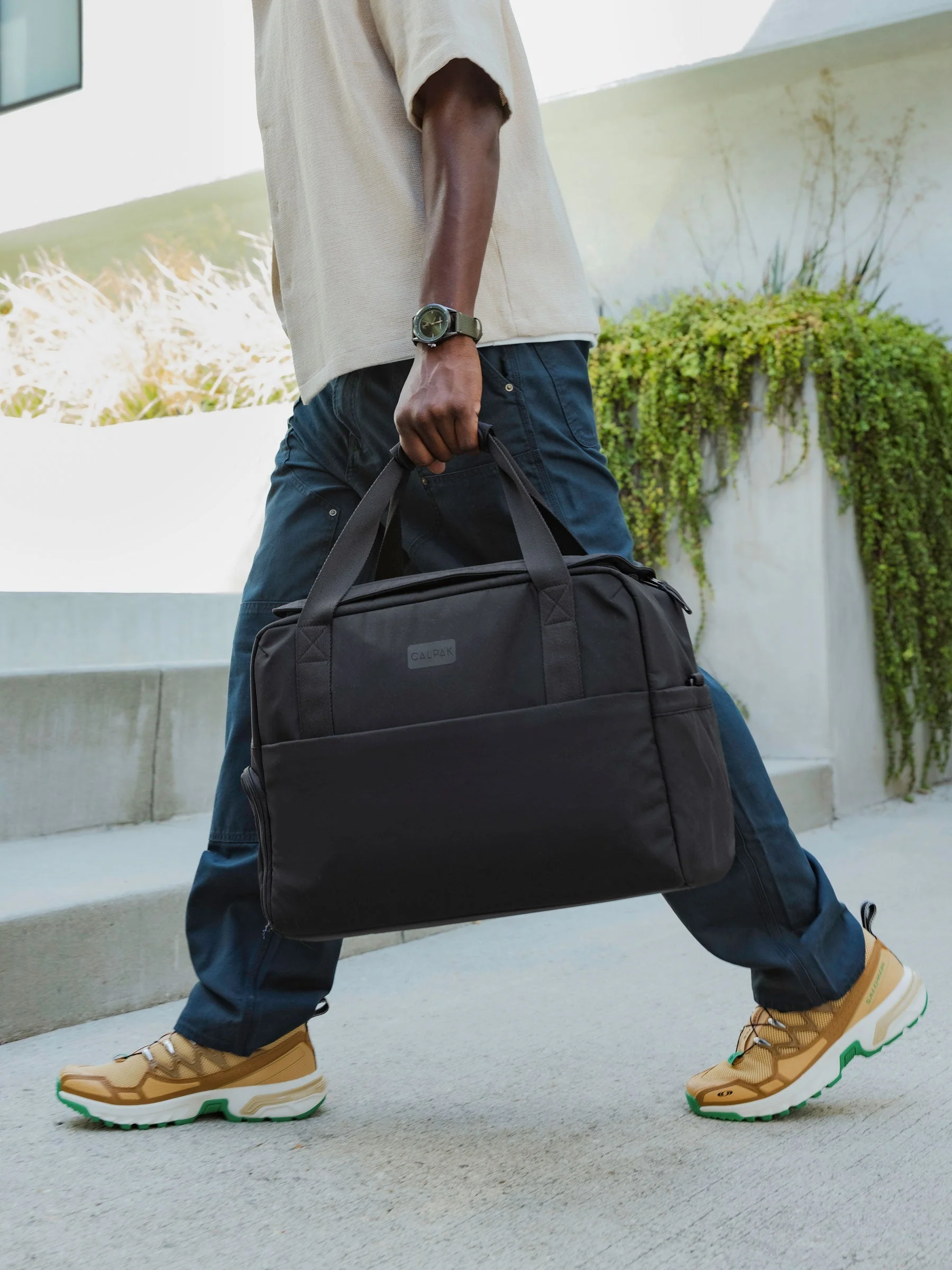 Connect Laptop Duffel - Image 13