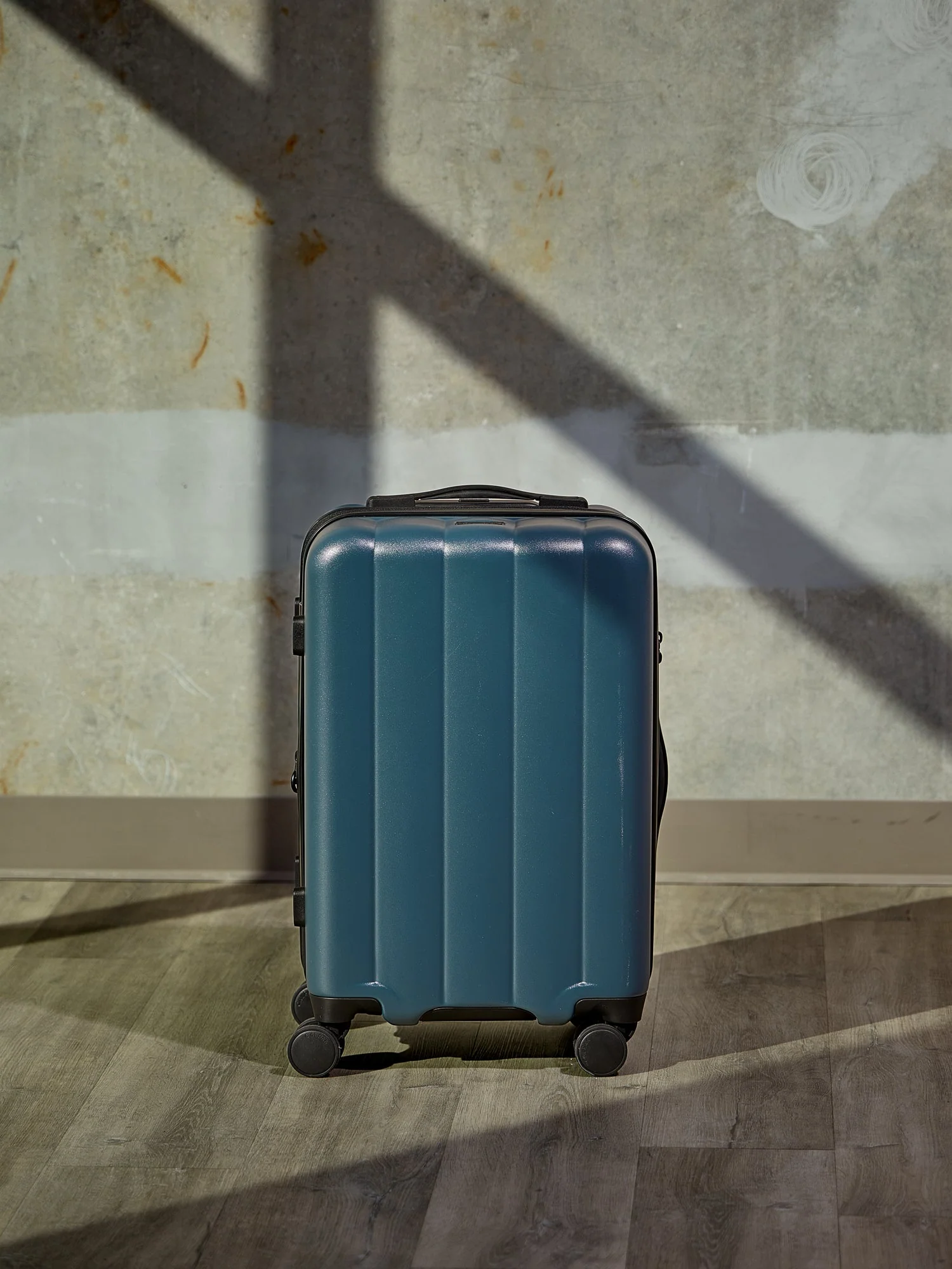Evry Carry-On Luggage - Image 23