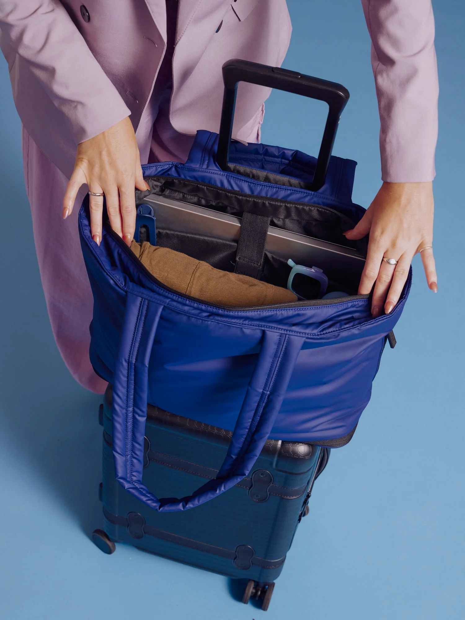 Luka Expandable Laptop Tote - Image 89