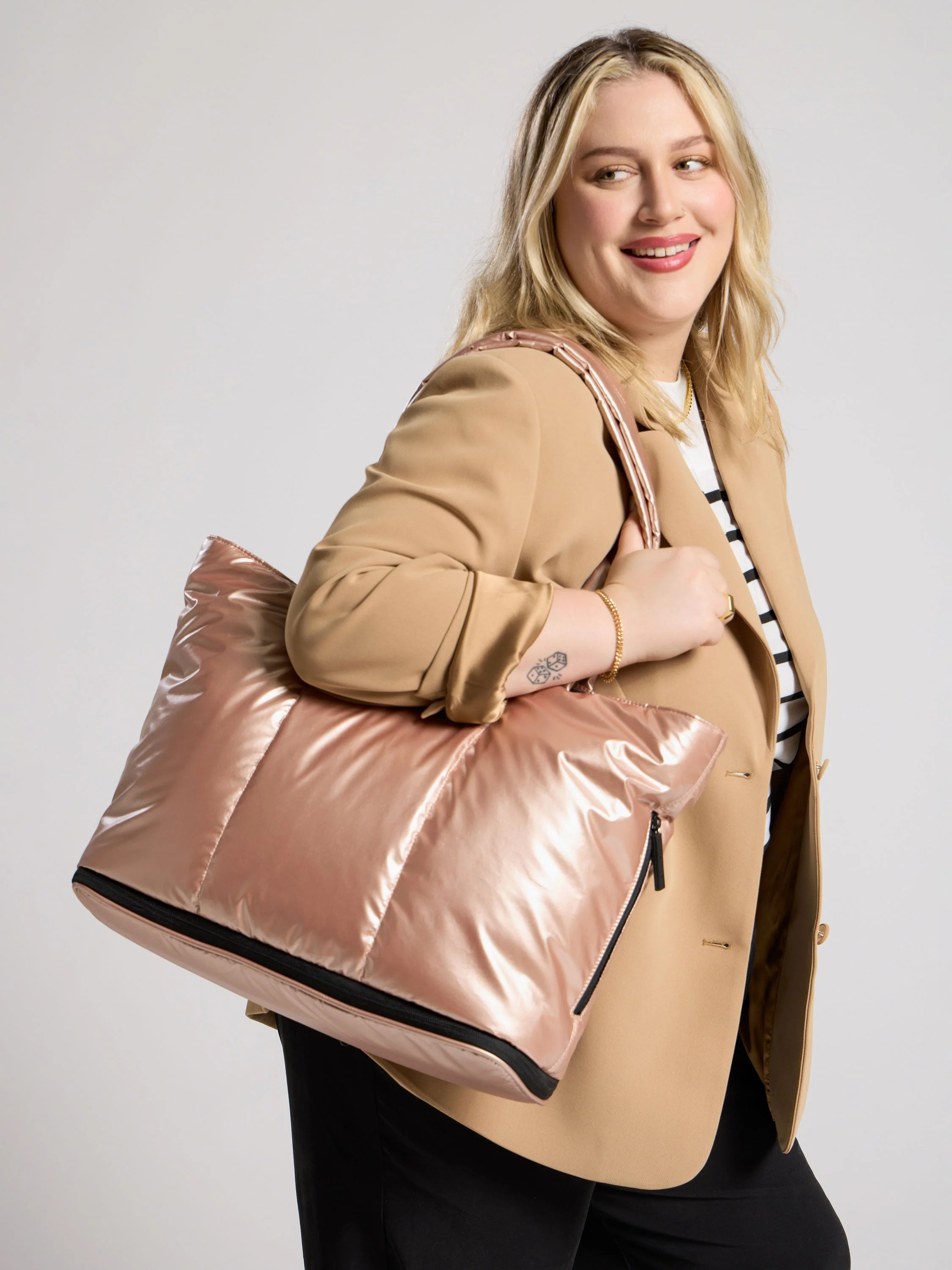 Luka Expandable Laptop Tote - Image 98