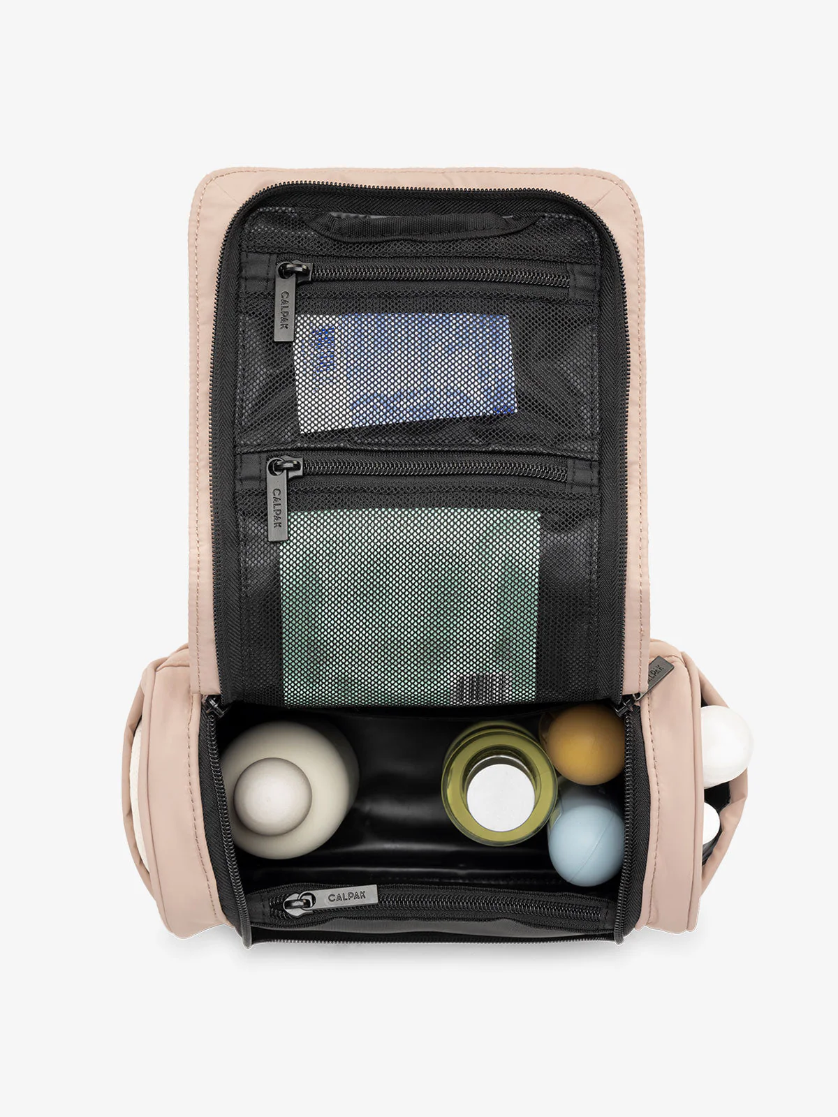 Luka Hanging Toiletry Bag - Image 32