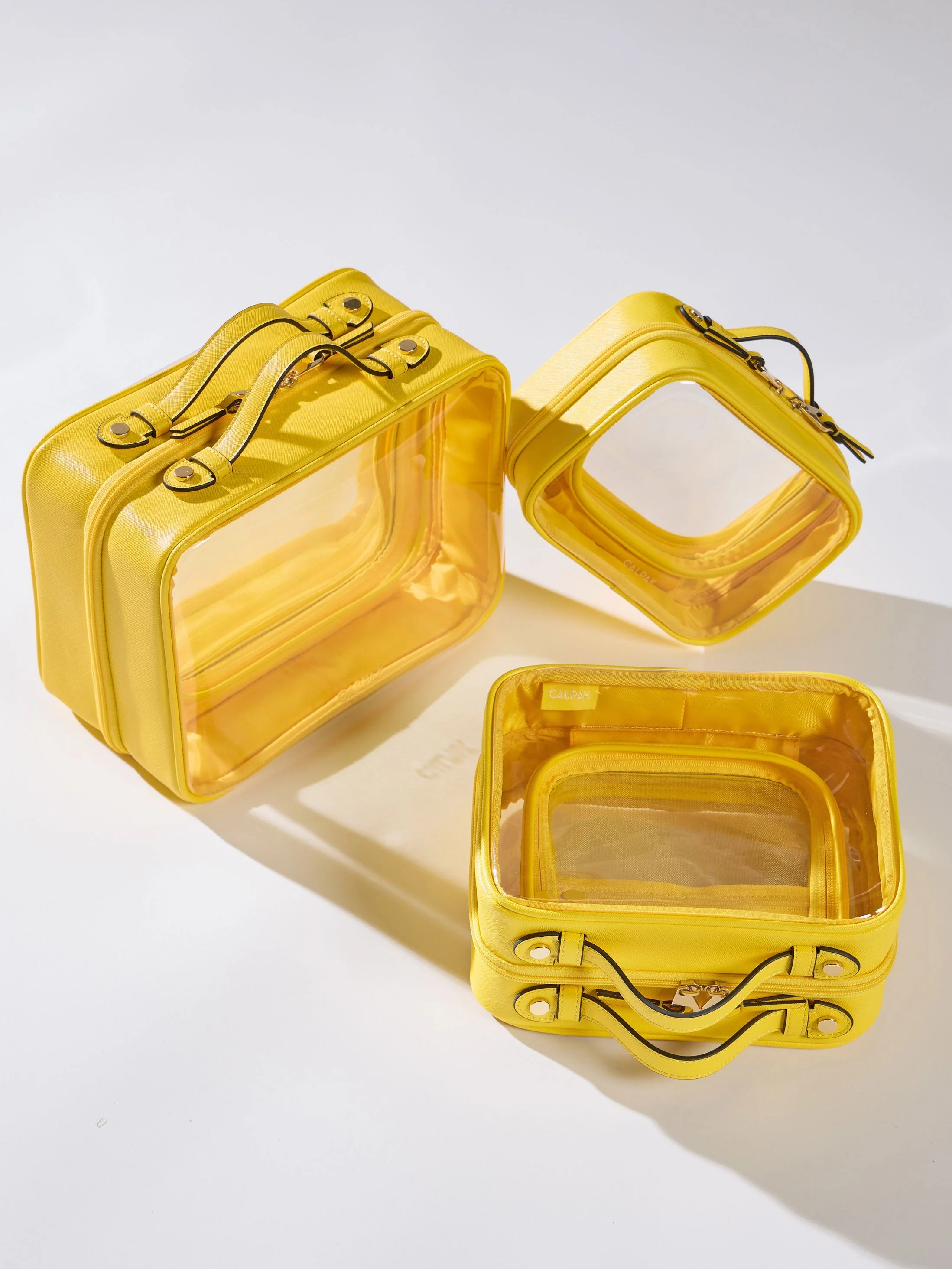Small Clear Cosmetics Case - Image 88