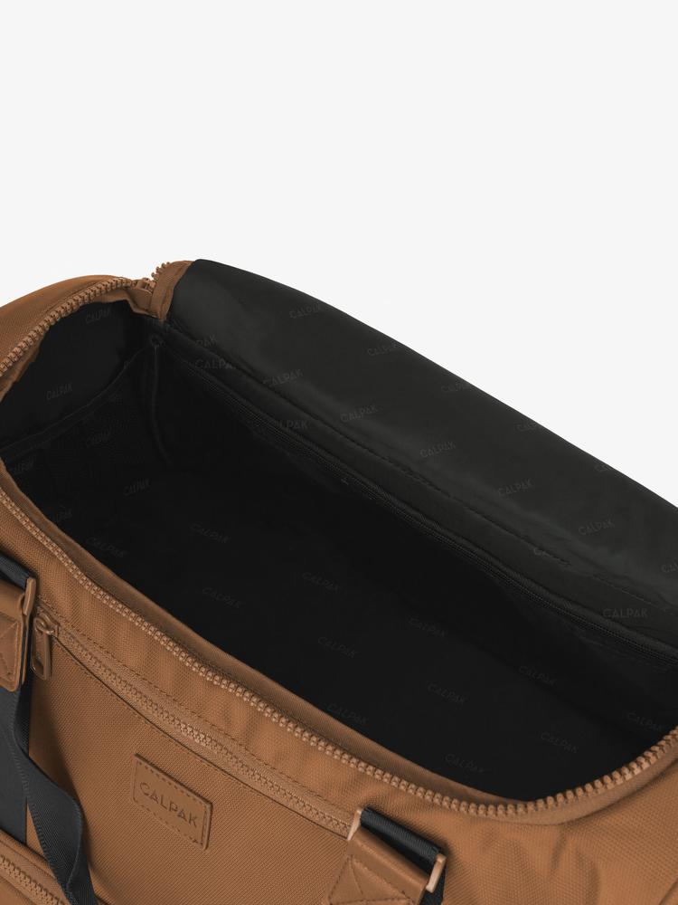 Stevyn Duffel Bag with Shoe Compartment - Image 18
